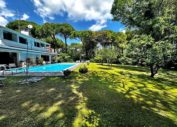 Sunshine With Pool * リニャーノ・サッビアドーロ