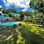 Sunshine With Pool * Lignano Sabbiadoro