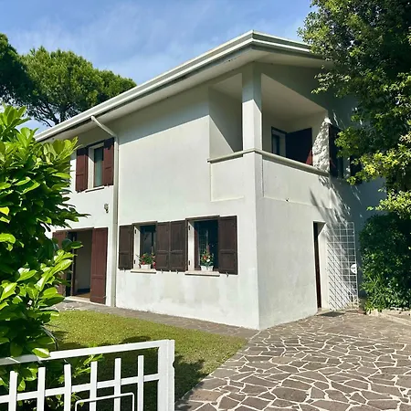 Sunshine With Pool Villa