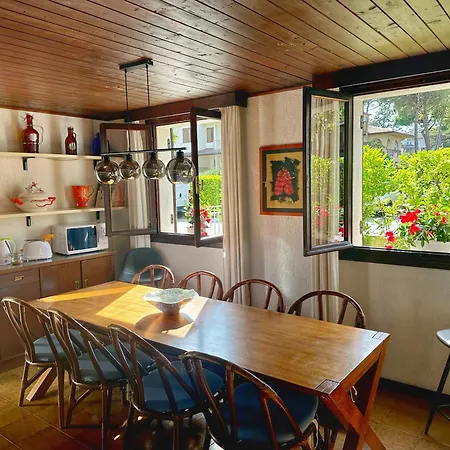 Sunshine With Pool Вилла Линьяно-Саббьядоро