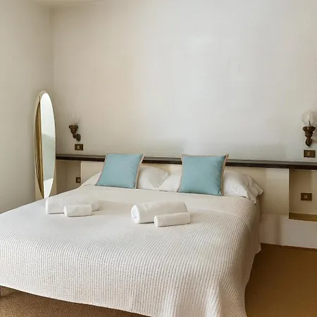 Sunshine With Pool Lignano Sabbiadoro