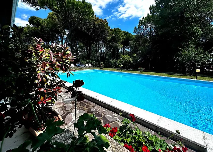 Sunshine With Pool * Линьяно-Саббьядоро