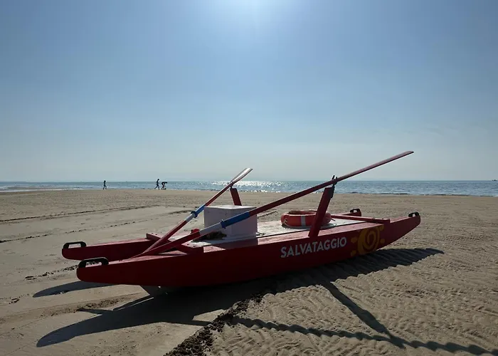 Вилла Sunshine With Pool *